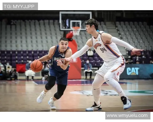 南京篮球队与上海篮球队赛后复盘分析意识碰撞与战术执行的深度探讨 南京篮球队与上海篮球队赛后复盘分析意识碰撞与战术执行的深度探讨